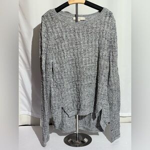 Women’s LOFT sweater size L